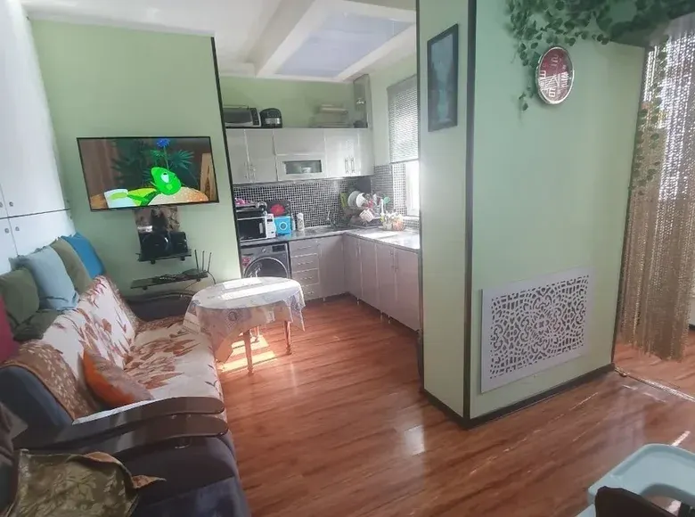Продаётся 3-комнатная квартира, 100 м², 12/12 этаж — Шайхантахурский район