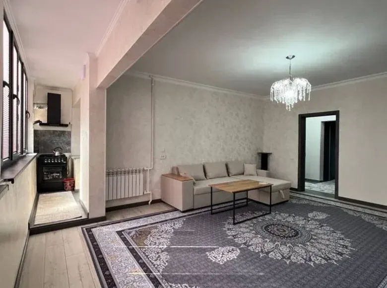 Продаётся 3-комнатная квартира, 75 м², 7/9 этаж — Яккасарайский район