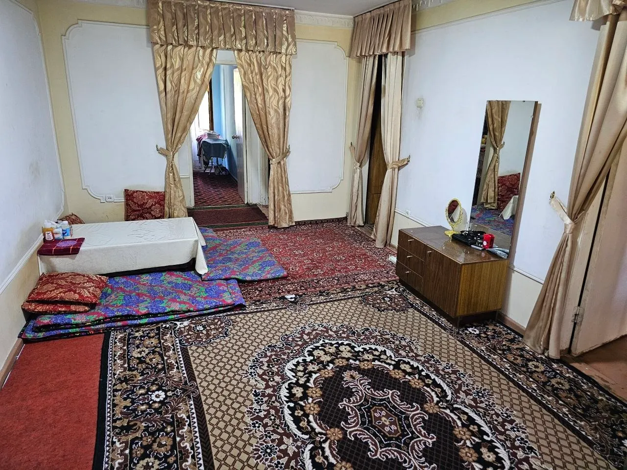 Продаётся 3-комнатная квартира, 68 м², 3/4 этаж — Чиланзарский район