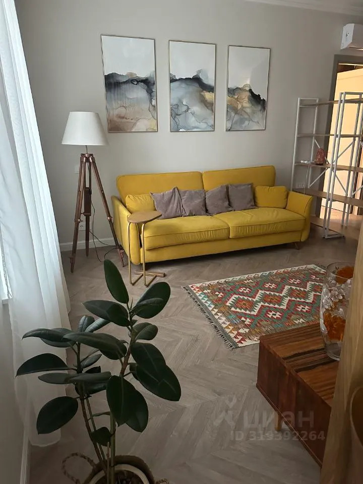 Сдаётся 4-комнатная квартира, 96 м², 7/9 этаж — Мирабадский район
