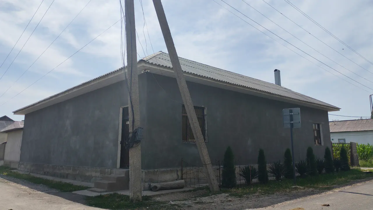 Сотилади кўчмас мулк, 119 м², 1/1 қават — Оҳангарон тумани