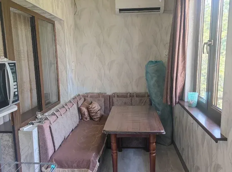 Продаётся 3-комнатная квартира, 70 м², 3/4 этаж — Чиланзарский район
