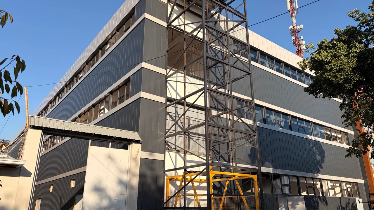 Ijaraga beriladi tijorat binosi, 2550 m² — Uchtepa tumani