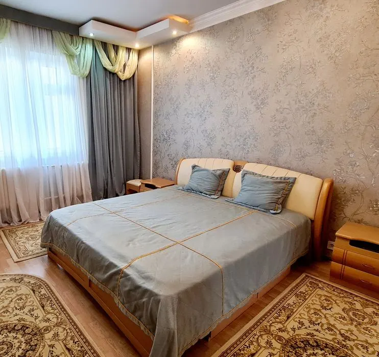 Сдаётся 3-комнатная квартира, 115 м², 5/12 этаж — Мирабадский район