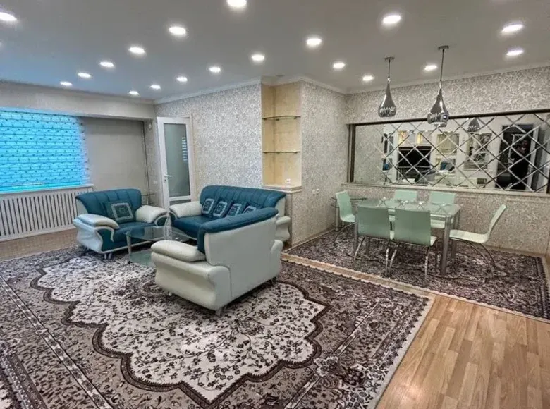 Продаётся 4-комнатная квартира, 110 м², 7/9 этаж — Мирабадский район