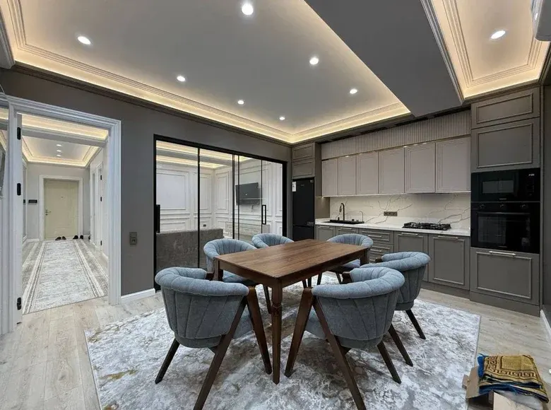 Сотилади 4 хонали квартира, 114 м², 5/9 қават — Мирзо Улуғбек тумани