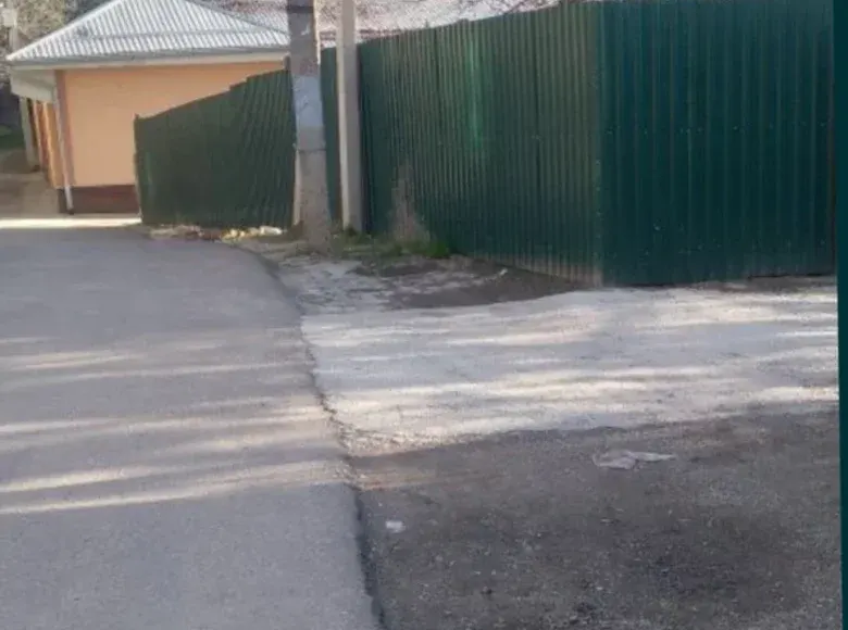 Сотилади ҳовли уй, 6.5 сотих, 148 м² — Яшнобод тумани