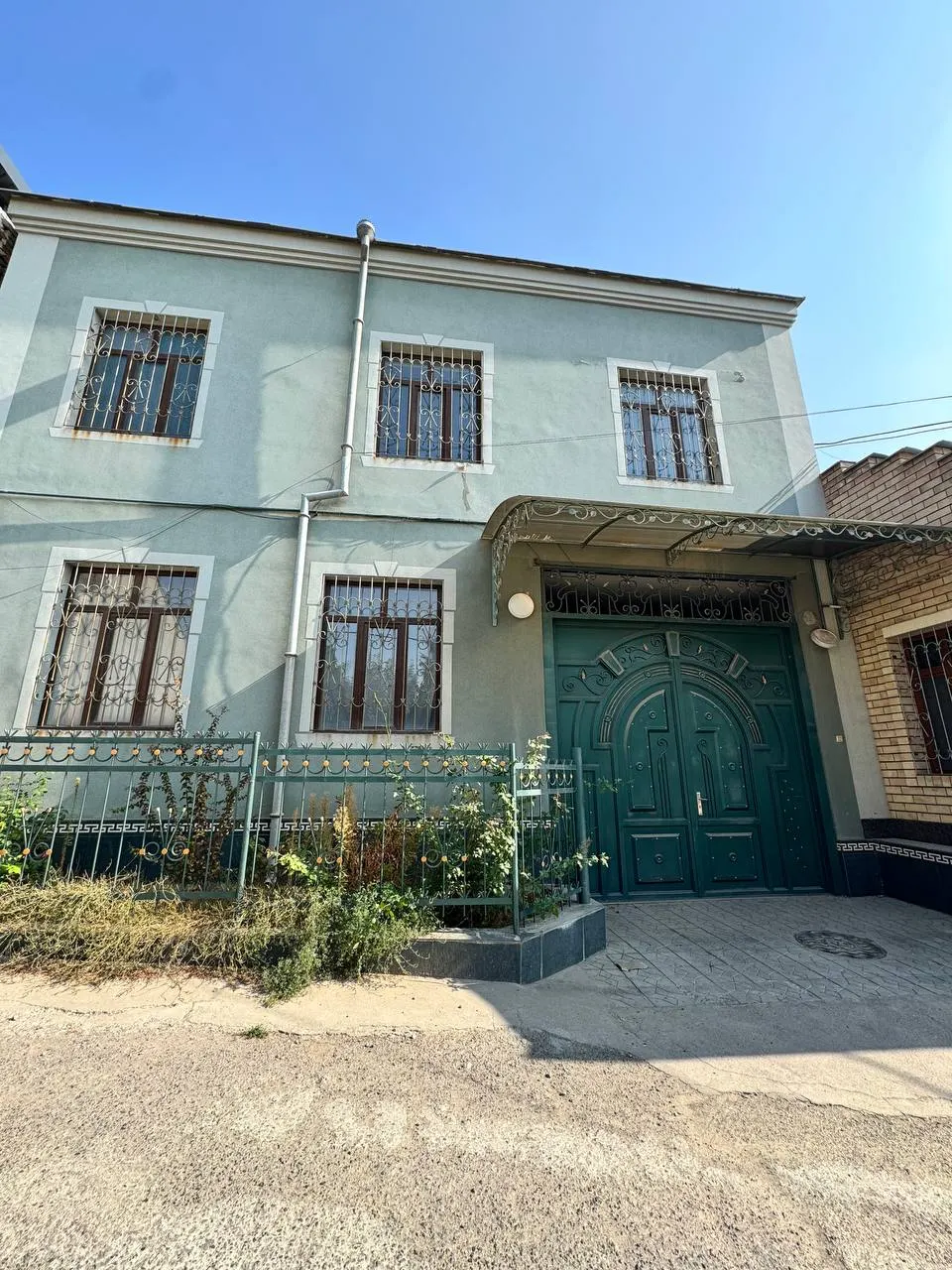Продаётся дом, 10 сот., 2 этажа — Мирзо-Улугбекский район