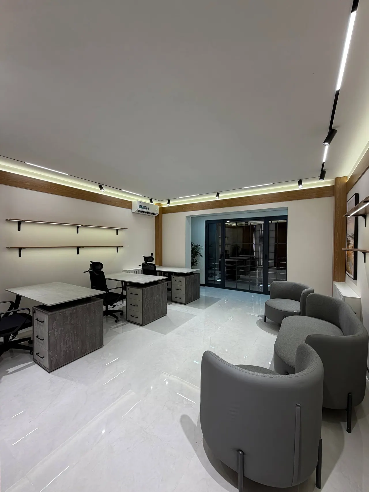 Ijaraga beriladi tijorat binosi, 95 m², 1/9 qavat — Mirobod tumani
