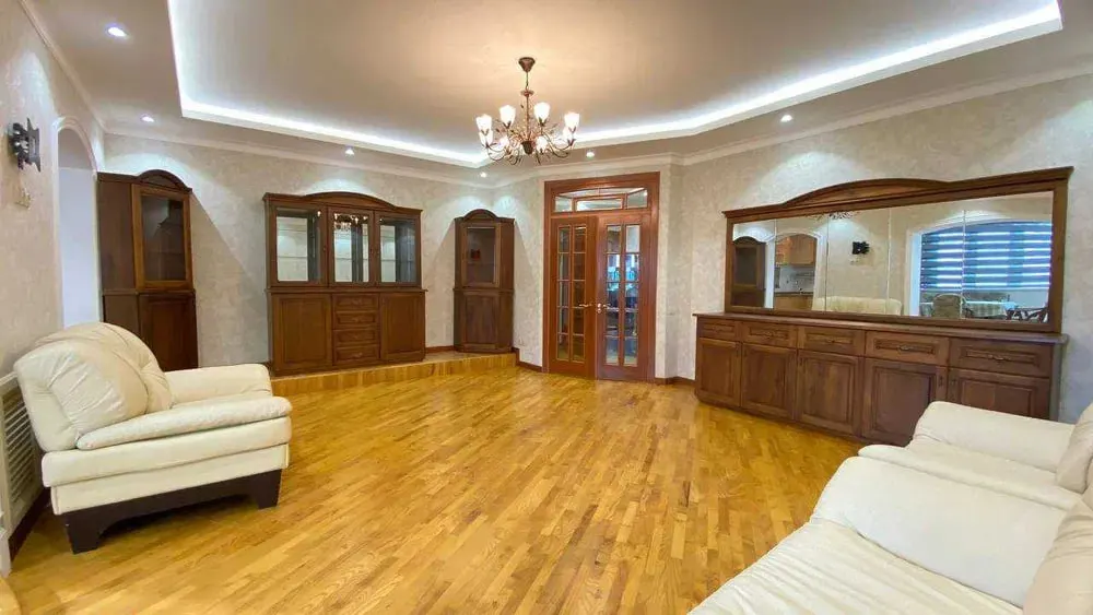 Ijaraga beriladi 3 xonali kvartira, 92 m², 4/4 qavat — Mirzo Ulugʻbek tumani