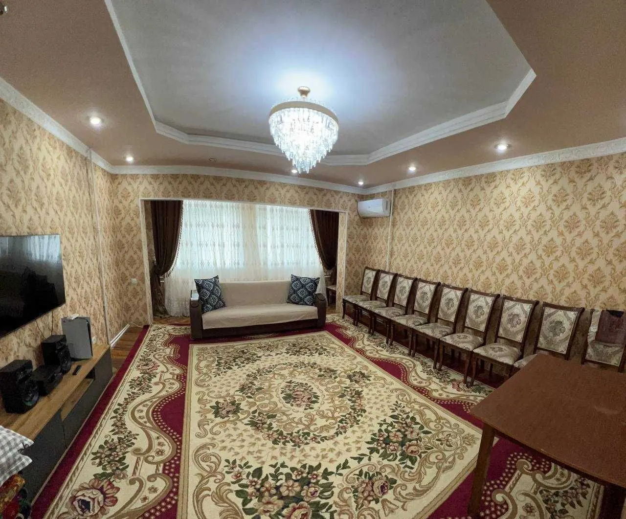 Продаётся 3-комнатная квартира, 72 м², 8/9 этаж — Алмазарский район