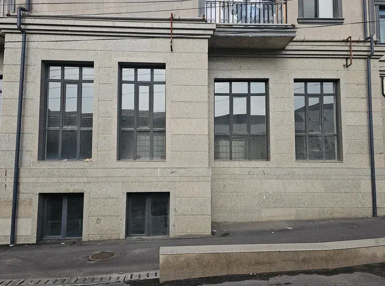 Sotiladi tijorat binosi, 54 m², 1/11 qavat — Yunusobod tumani