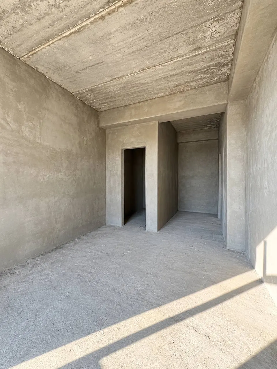 Sotiladi 5 xonali hovli uy, 2,3 sotix, 300 m², 2 qavatli — Qibray tumani