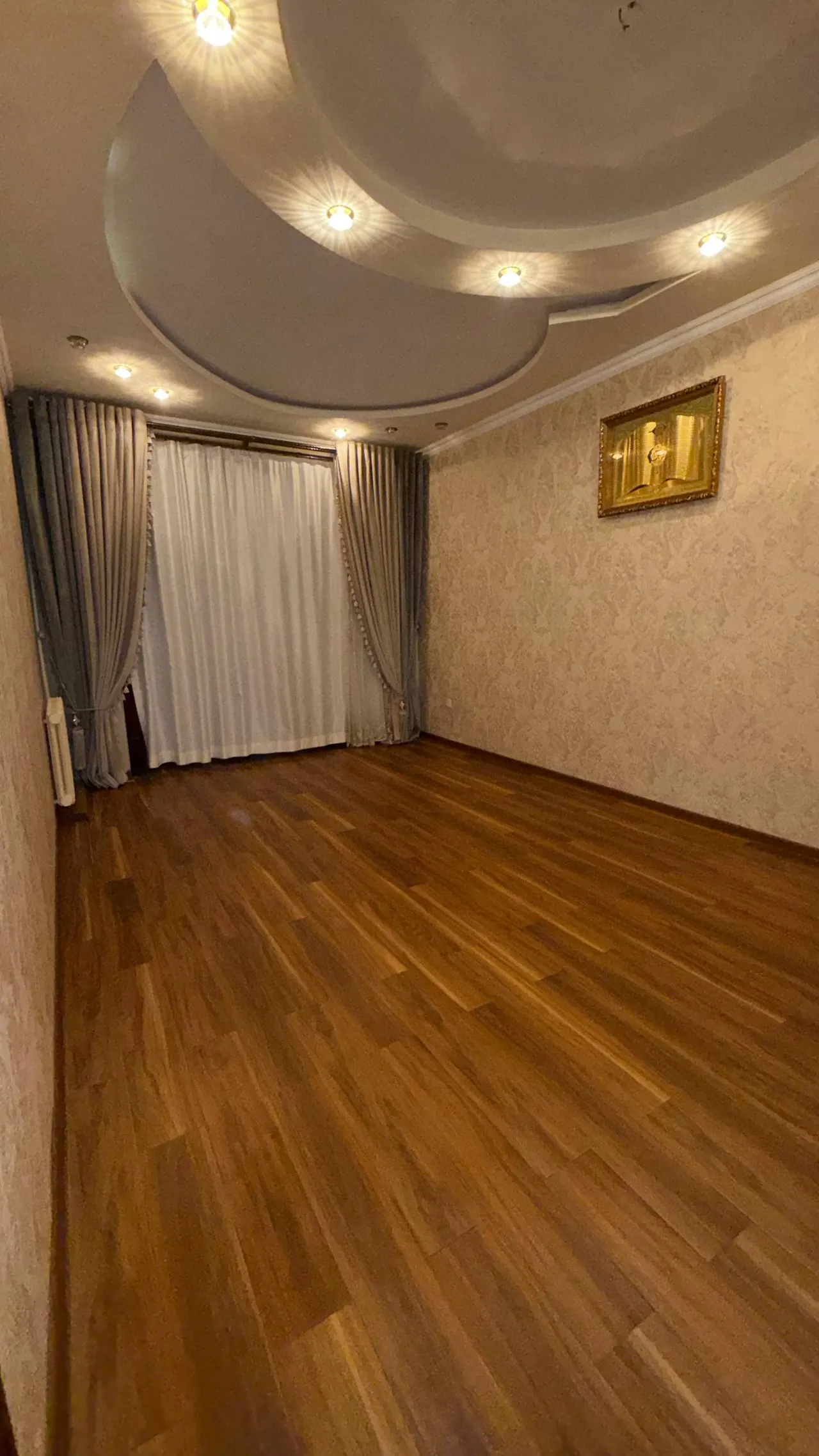 Сотилади 3 хонали квартира, 70 м², 2/5 қават — Юнусобод тумани