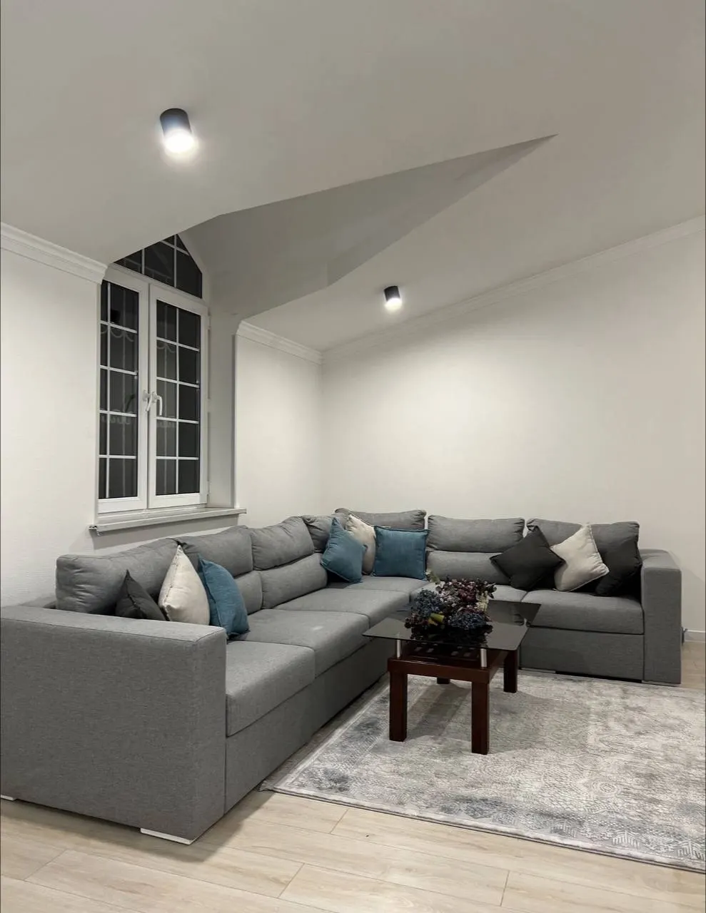 Ижарага берилади 2 хонали квартира, 70 м², 9/9 қават — Миробод тумани