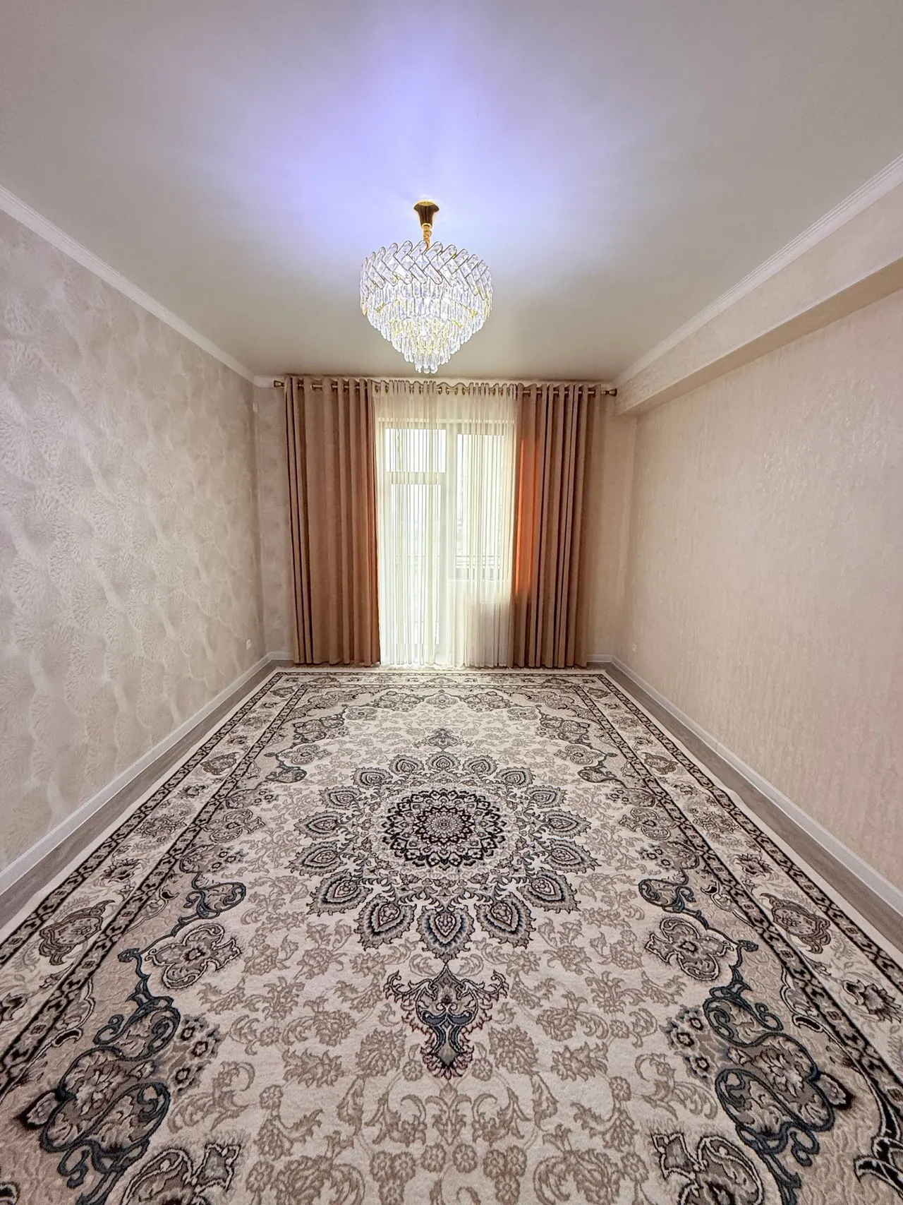 Сотилади 2 хонали квартира, 65 м², 5/8 қават — Бухоро шаҳри
