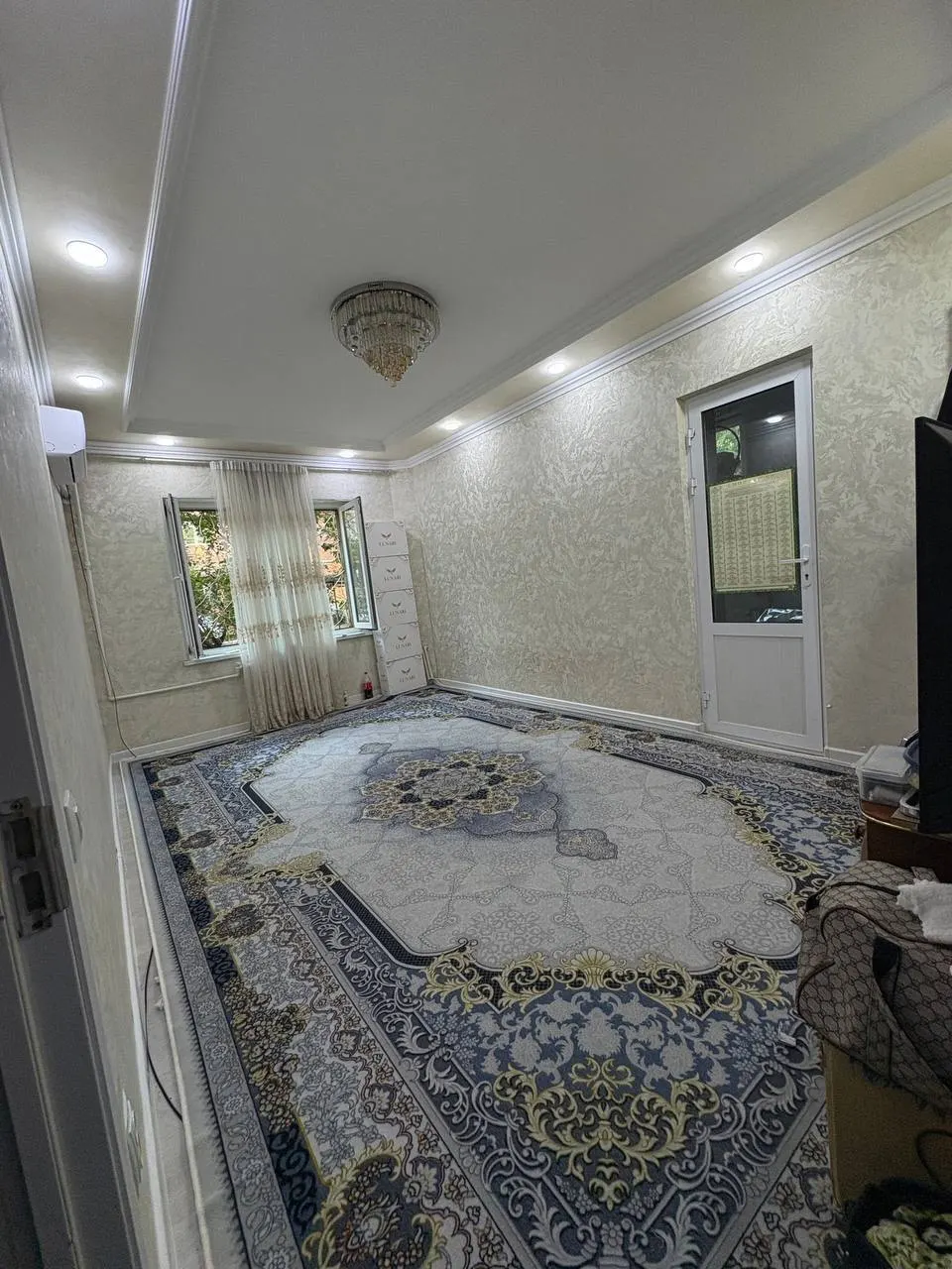 Сотилади 1 хонали квартира, 45 м², 1/5 қават — Яшнобод тумани