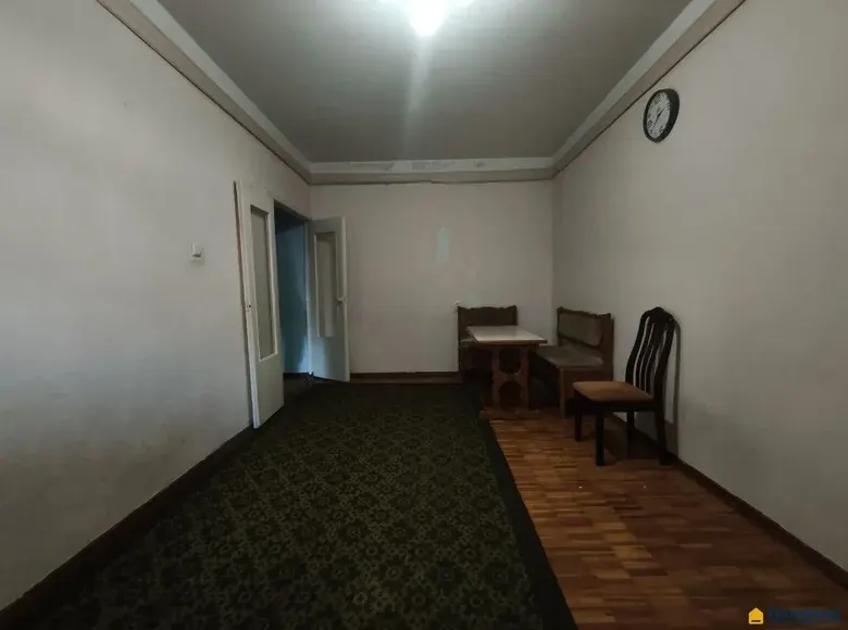 Сотилади 2 хонали квартира, 50 м², 2/5 қават — Тошкент шаҳри