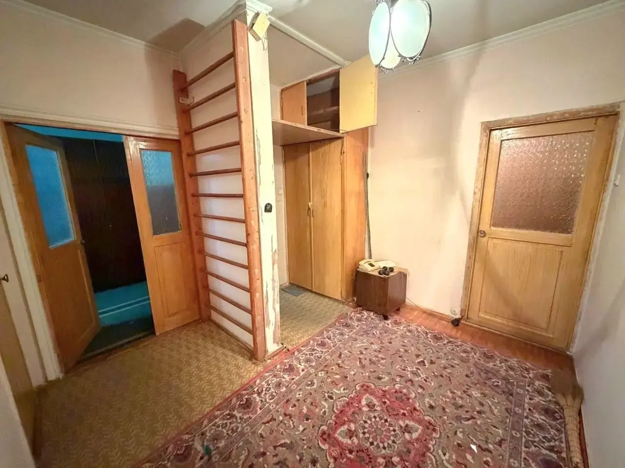 Sotiladi 3 xonali kvartira, 75 m², 4/4 qavat — Yunusobod tumani