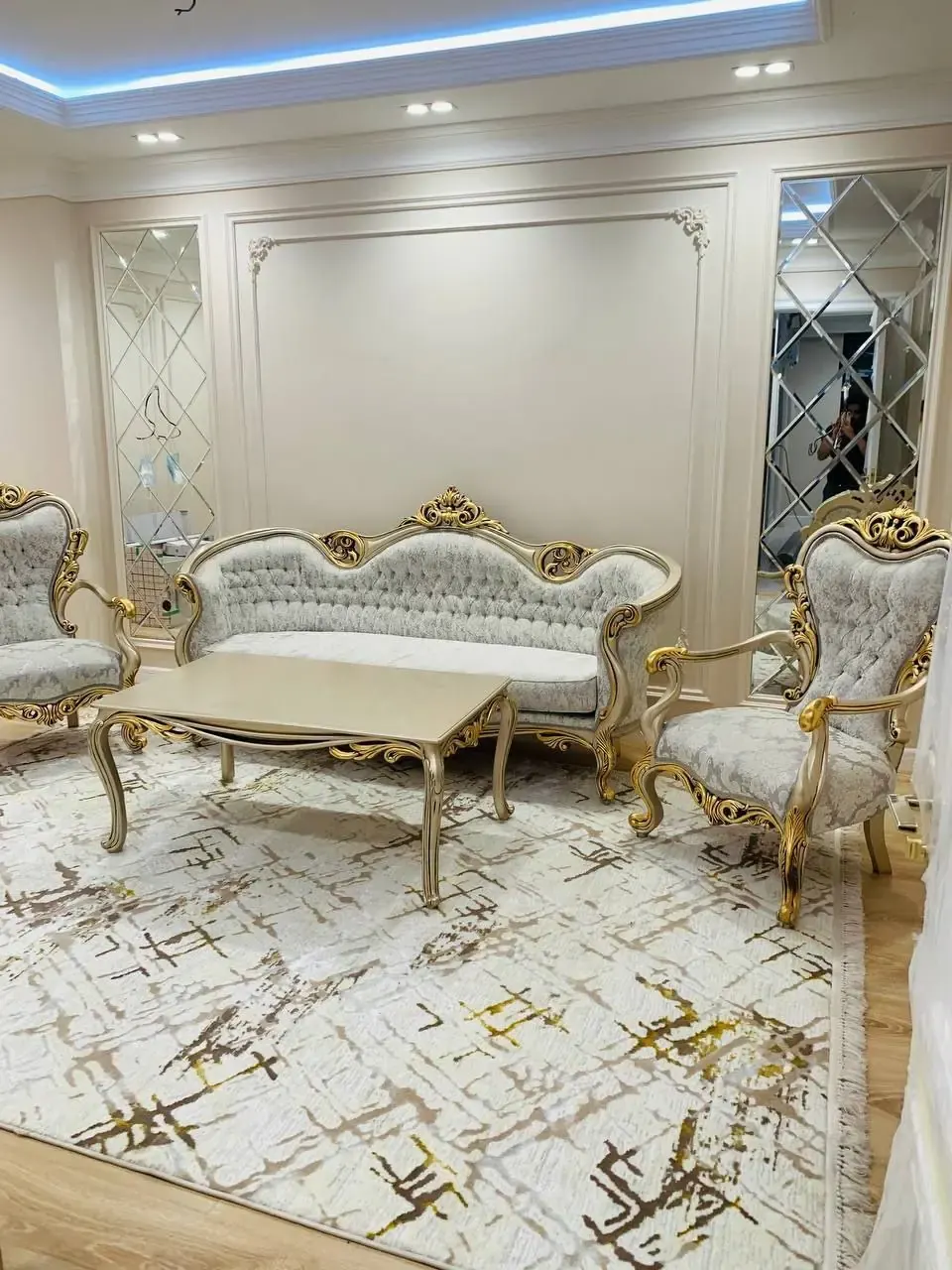 Ijaraga beriladi 3 xonali kvartira, 90 m², 6/12 qavat — Yakkasaroy tumani
