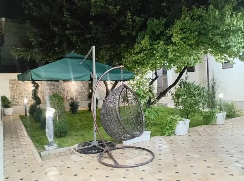 Sotiladi 5 xonali kvartira, 330 m² — Yashnobod tumani