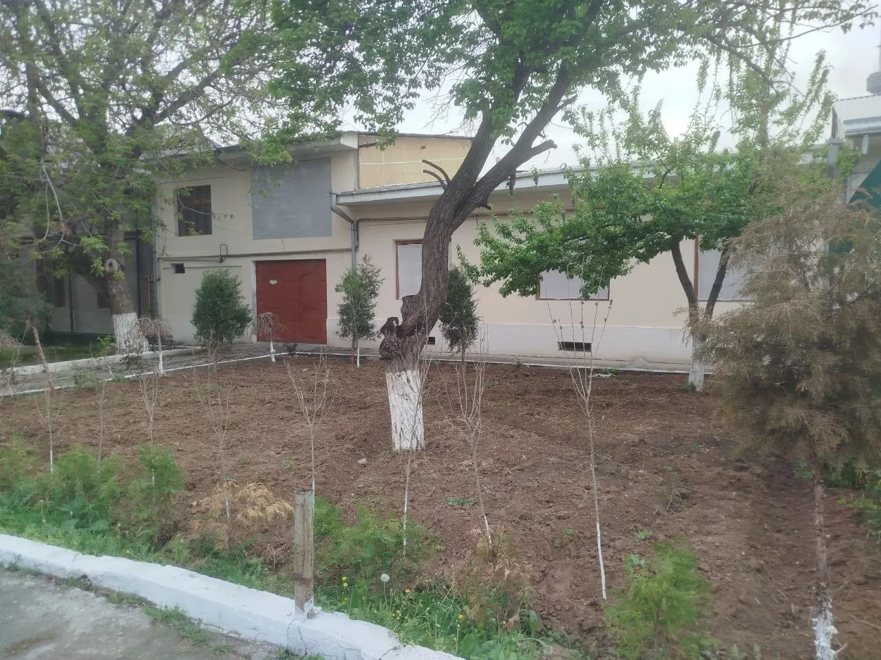 Ijaraga beriladi 4 xonali hovli uy, 2 sotix — Yunusobod tumani