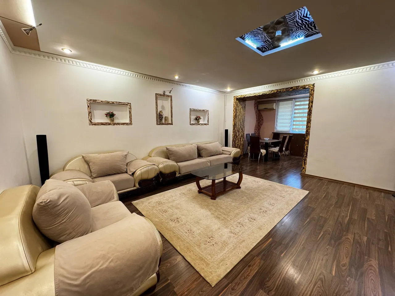 Сотилади 3 хонали квартира, 80 м², 2/4 қават — Мирзо Улуғбек тумани