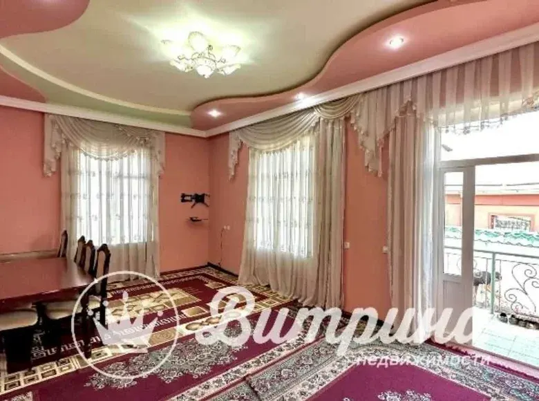 Sotiladi 5 xonali kvartira, 300 m², 1/1 qavat — Shayxontohur tumani