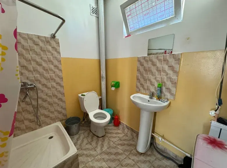 Продаётся 2-комнатная квартира, 41 м², 1/4 этаж — Фергана