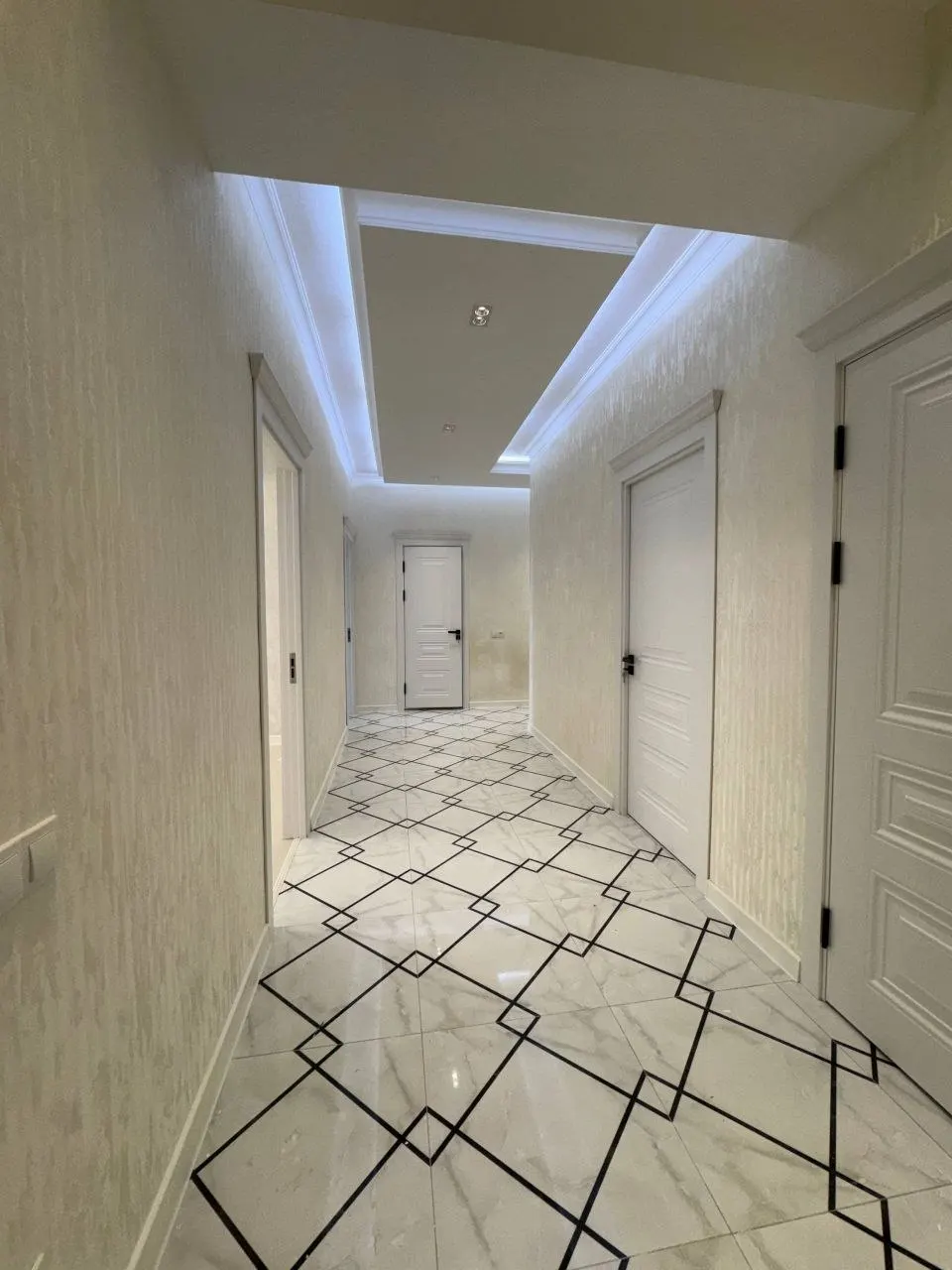 Сотилади 3 хонали квартира, 104 м², 9/12 қават — Юнусобод тумани