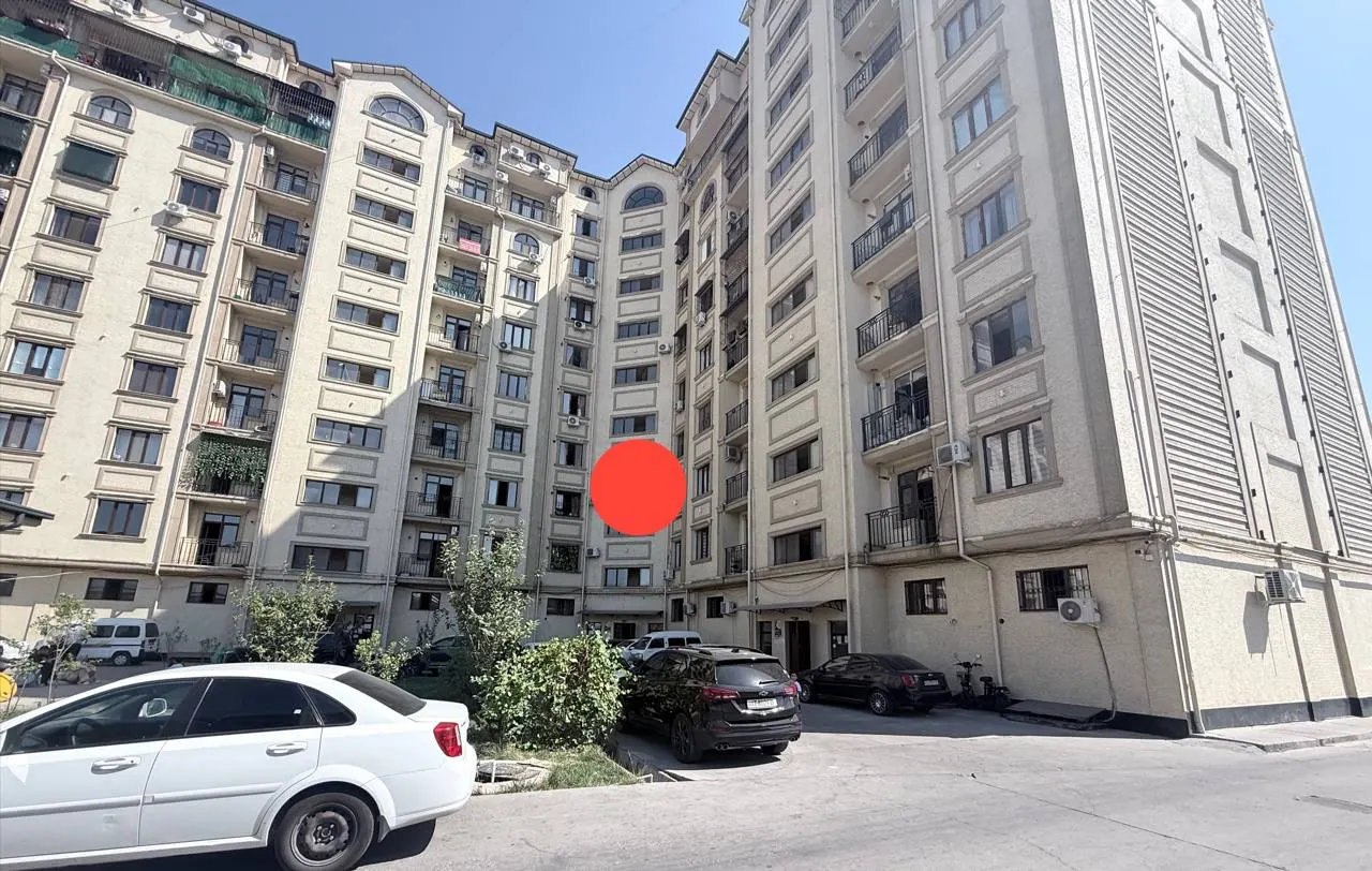 Sotiladi 4 xonali kvartira, 95 m², 3/9 qavat — Yangihayot tumani