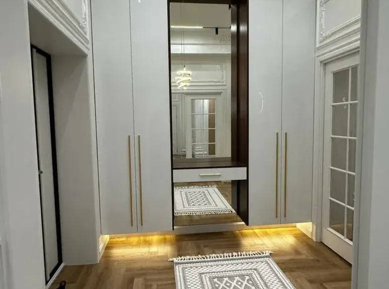 Сотилади 3 хонали квартира, 83 м², 4/10 қават — Юнусобод тумани
