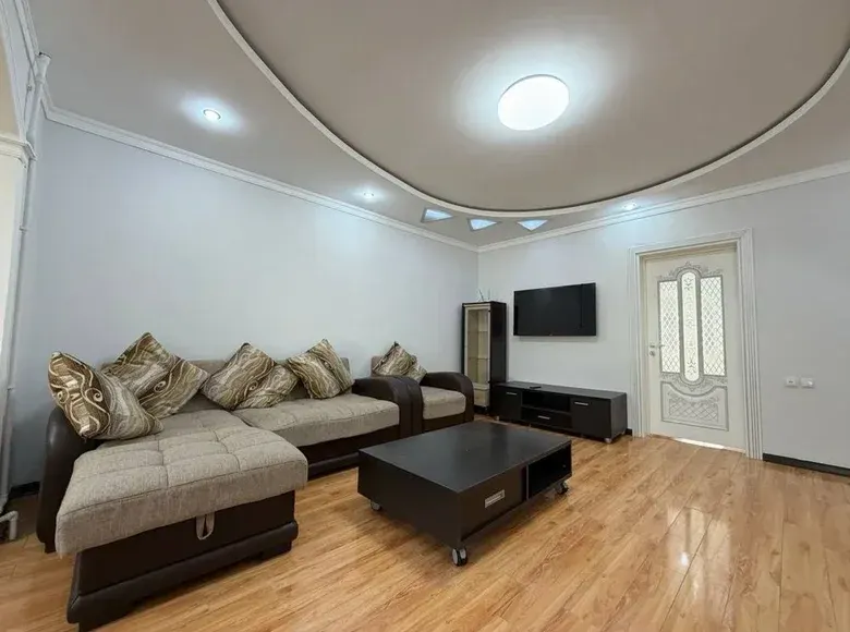 Сотилади 2 хонали квартира, 60 м², 2/4 қават — Миробод тумани