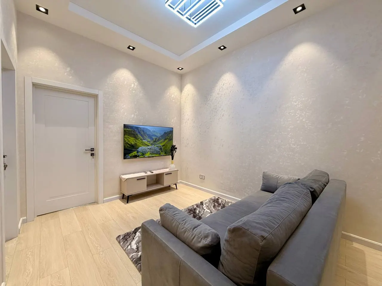 Продаётся 2-комнатная квартира, 55 м², 3/15 этаж — Яккасарайский район