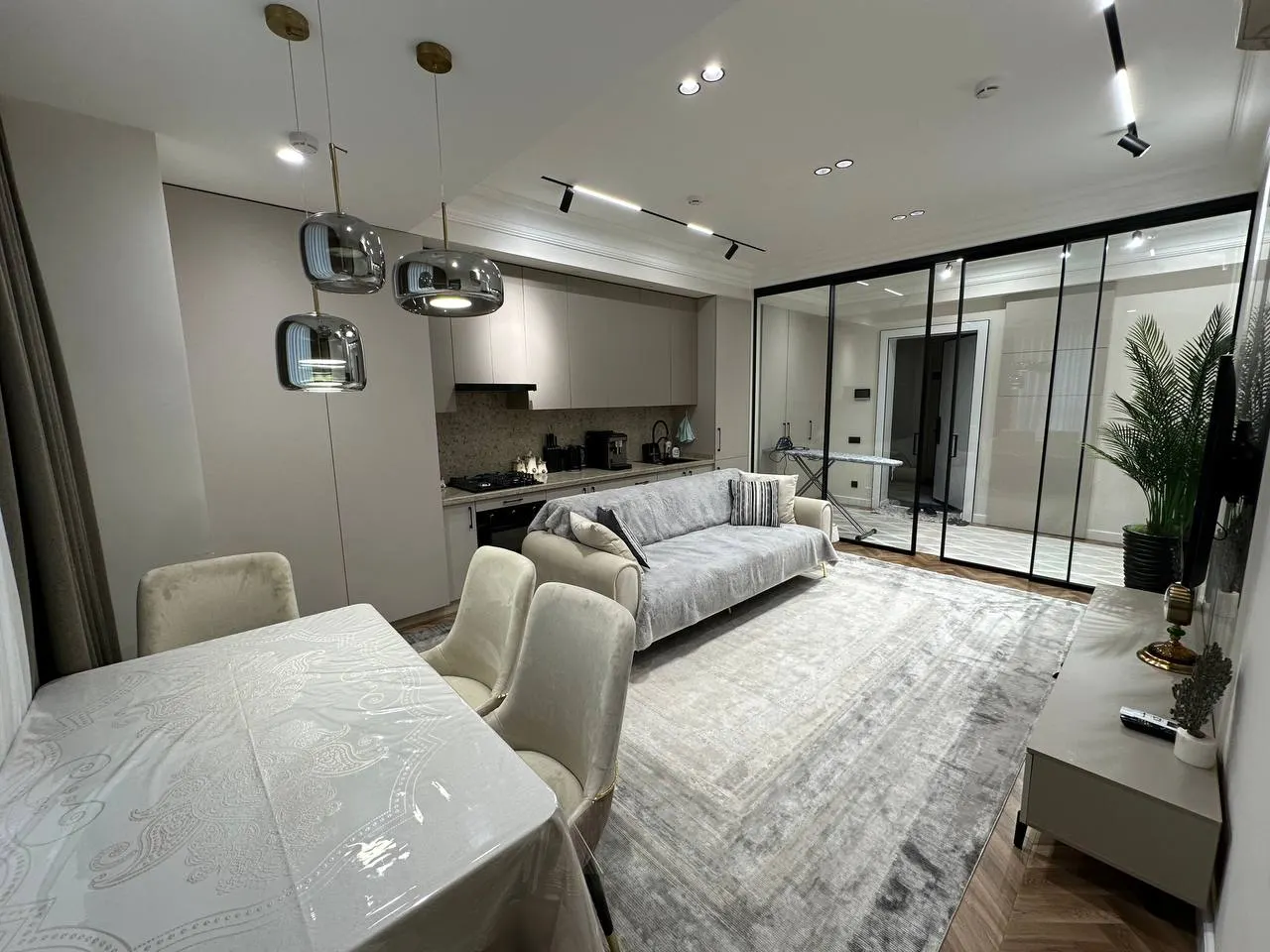 Сдаётся 2-комнатная квартира, 50 м², 12/16 этаж — Яккасарайский район