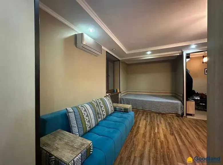 Продаётся 1-комнатная квартира, 42 м², 1/5 этаж — Яккасарайский район