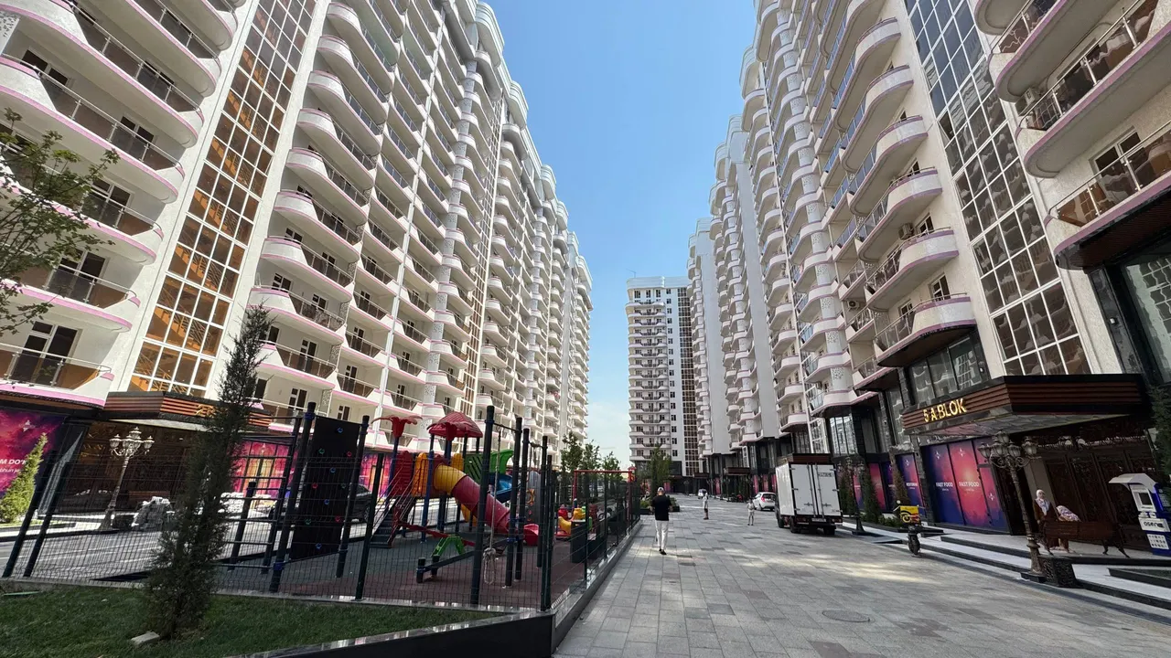 Продаётся 1-комнатная квартира, 38 м², 9/16 этаж — Юнусабадский район