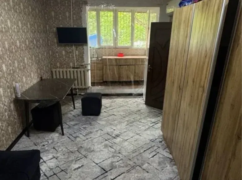 Сотилади 2 хонали квартира, 33 м², 1/4 қават — Чилонзор тумани