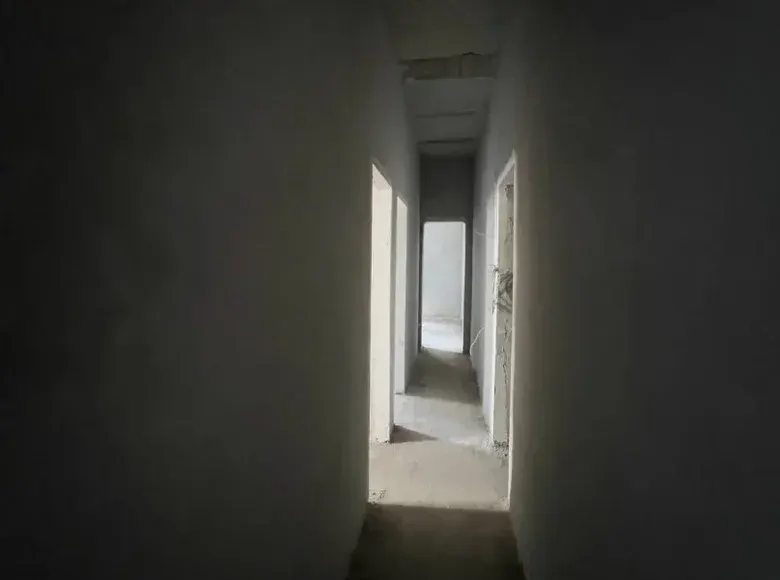 Продаётся 6-комнатная квартира, 220 м², 1/5 этаж — Фергана