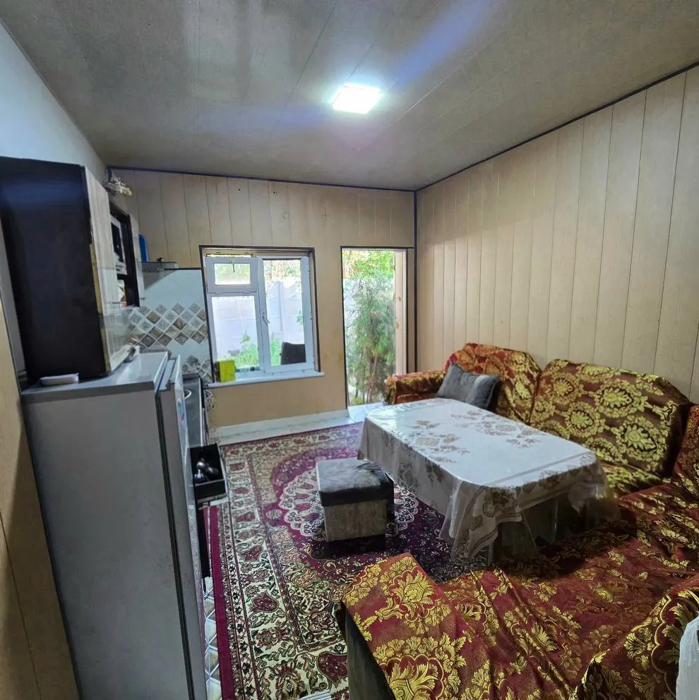 Сотилади 2 хонали квартира, 50 м², 1/4 қават — Мирзо Улуғбек тумани