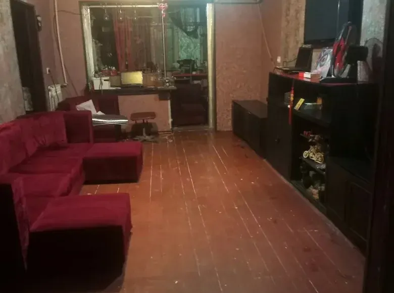 Sotiladi 3 xonali kvartira, 70 m², 2/4 qavat — Chilonzor tumani