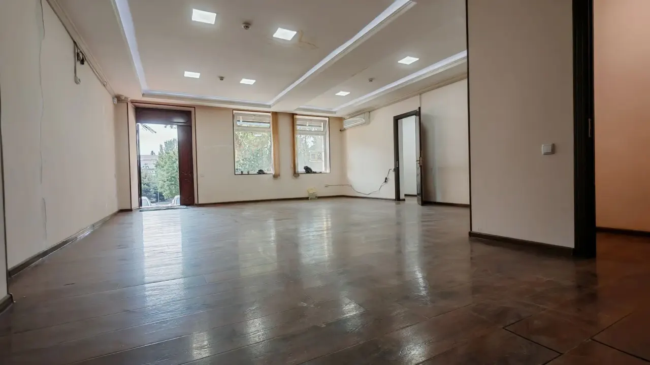 Ижарага берилади тижорат биноси, 72 м² — Учтепа тумани
