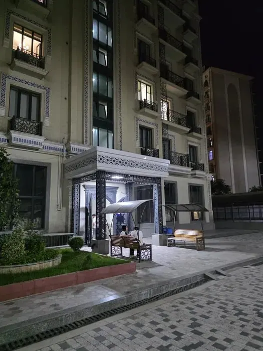 Сдаётся 1-комнатная квартира, 65 м², 3/10 этаж — Яккасарайский район