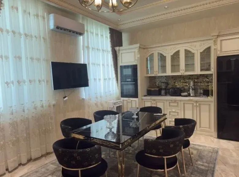 Сдаётся комната, 180 м², 4/7 этаж — Юнусабадский район