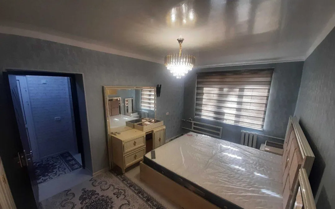 Продаётся 1-комнатная квартира, 28 м², 2/5 этаж — Чиланзарский район
