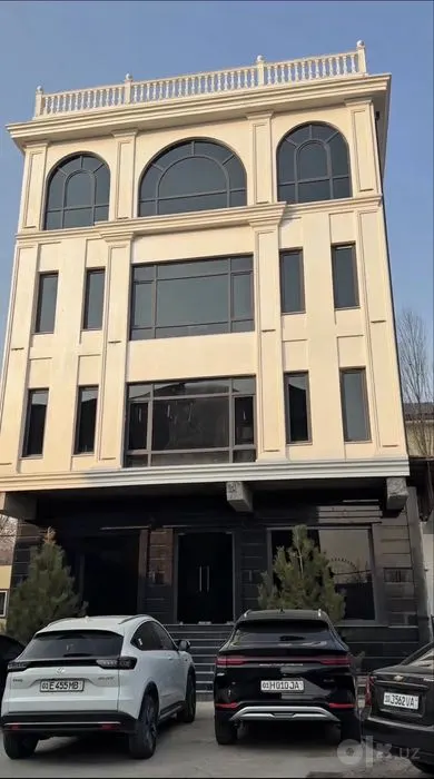 Продаётся коммерческое помещение, 800 м² — Шайхантахурский район