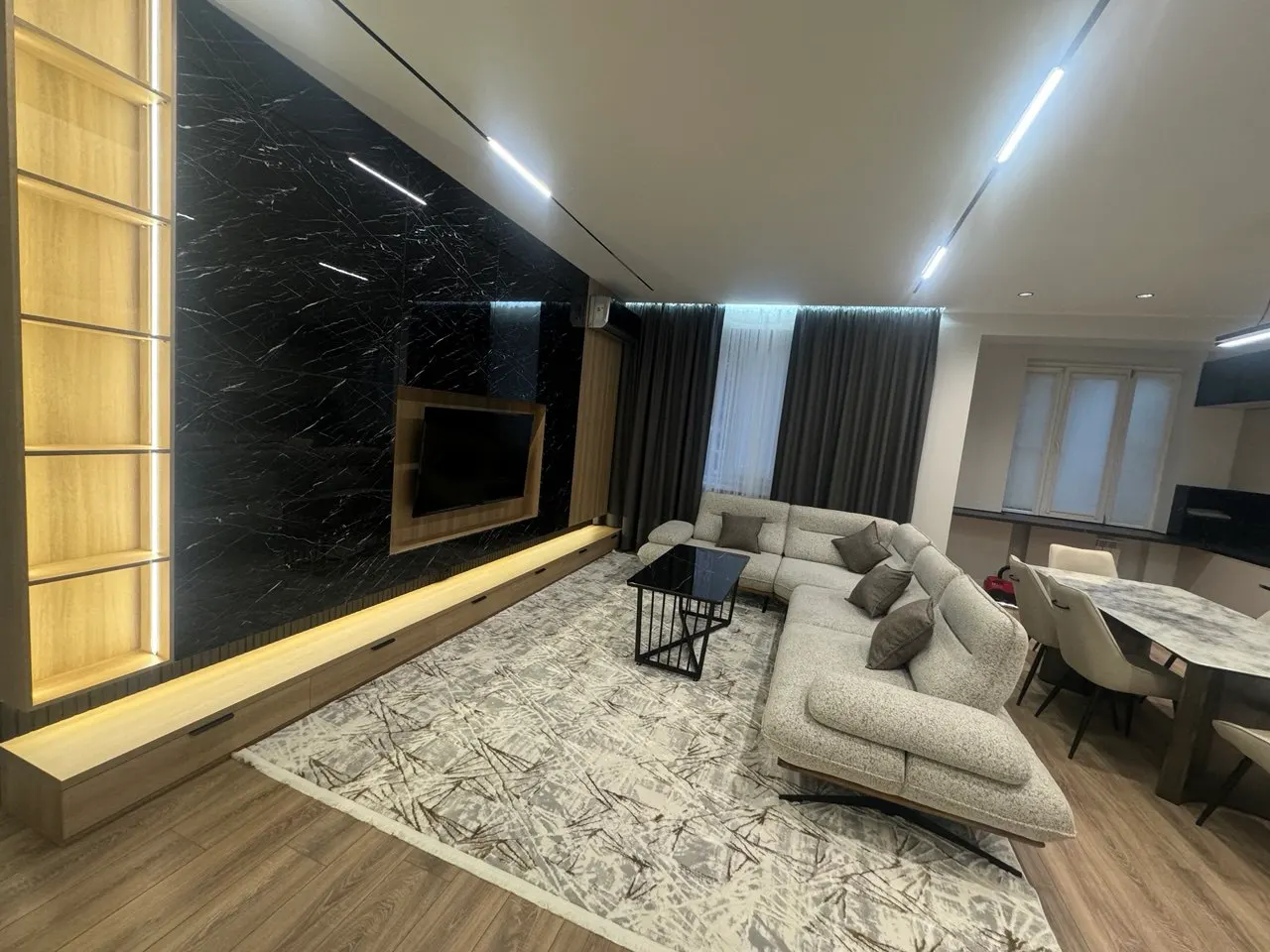 Ijaraga beriladi 2 xonali kvartira, 85 m², 1/7 qavat — Mirobod tumani