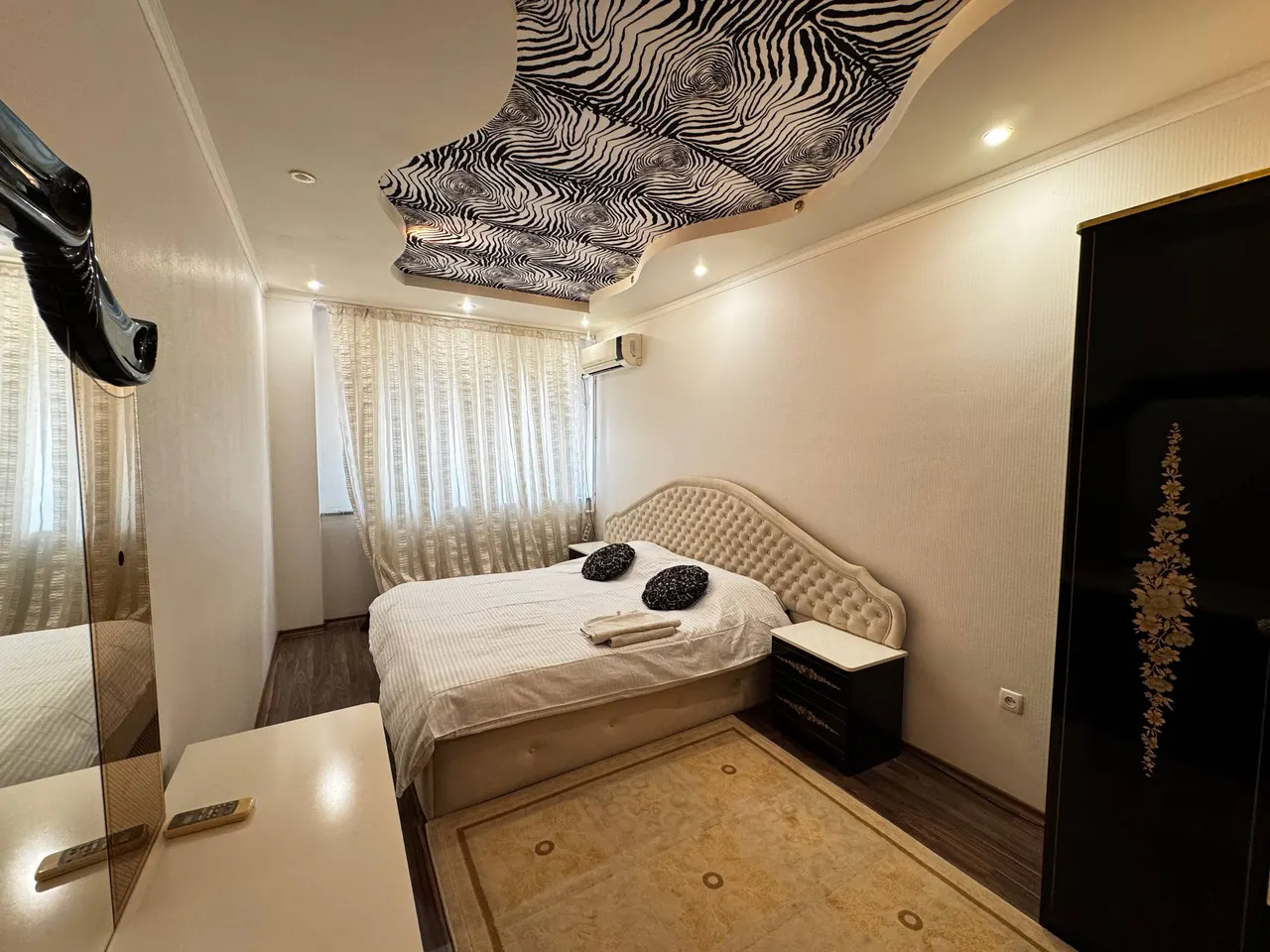 Сотилади 3 хонали квартира, 80 м², 2/4 қават — Мирзо Улуғбек тумани
