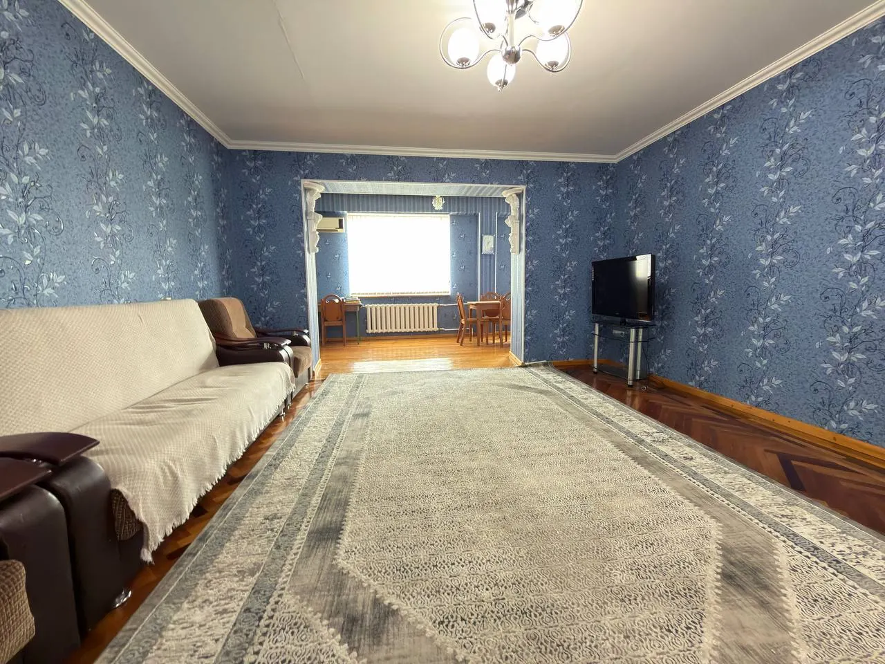 Сдаётся 4-комнатная квартира, 113 м², 4/4 этаж — Яшнабадский район