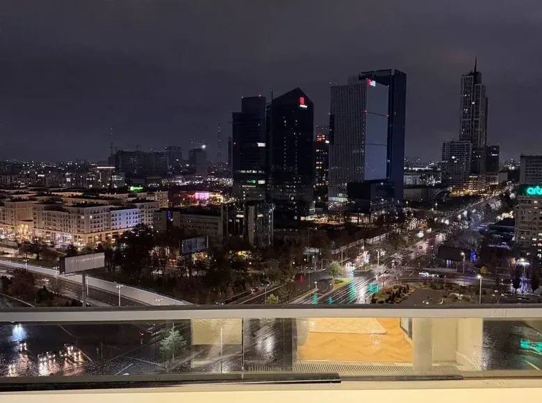 Sotiladi 2 xonali kvartira, 67 m², 18/27 qavat — Shayxontohur tumani